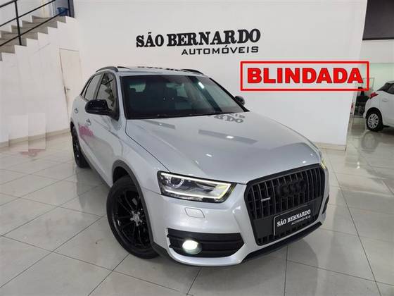 AUDI Q3 2.0 TFSI AMBIENTE QUATTRO 4P GASOLINA S TRONIC